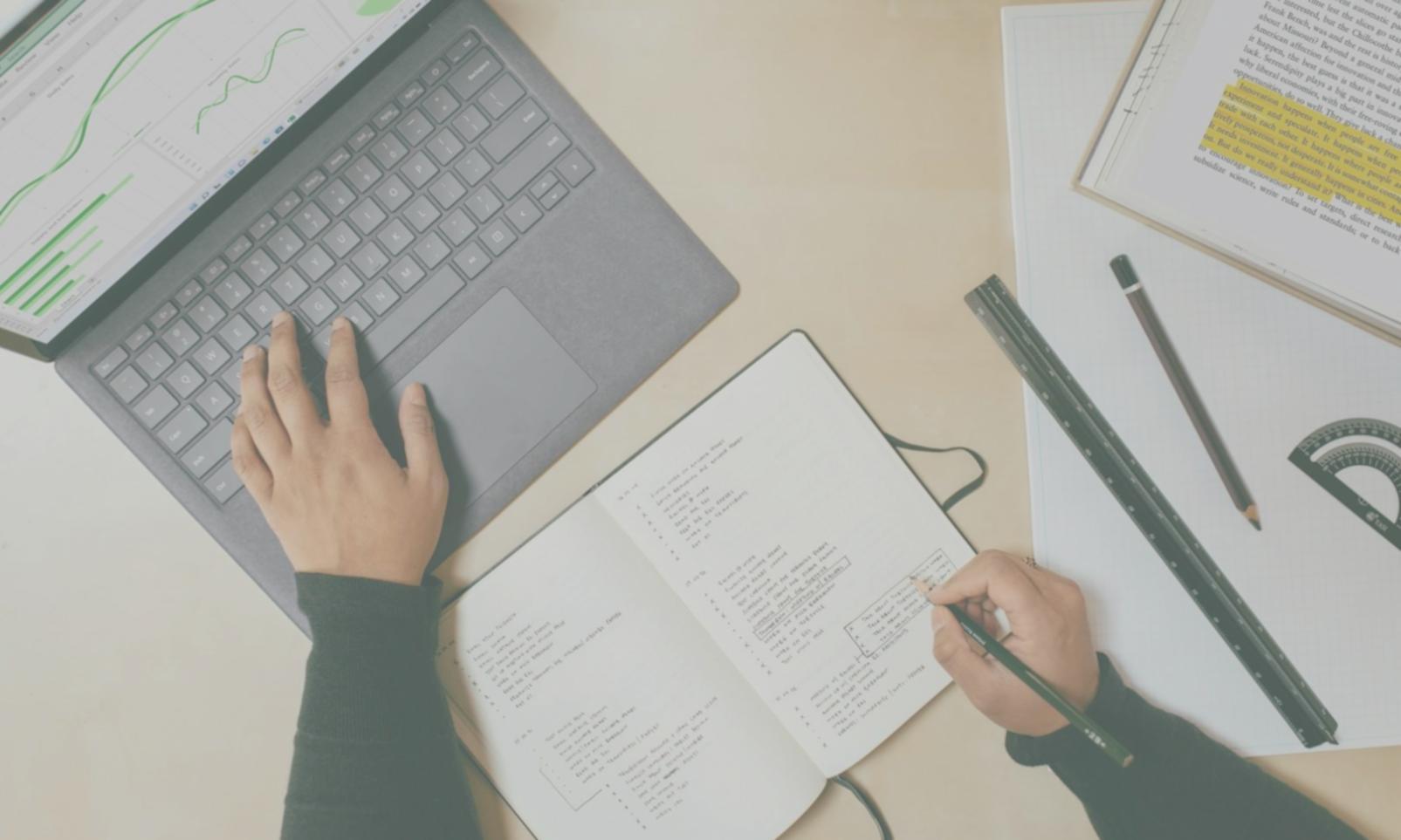 Nuestro equipo trabaja con sistemas modernos de seguimiento financiero
